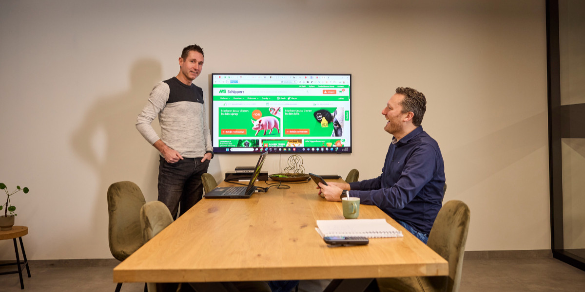 Dealers die per mail bestellen? Dit kan anders